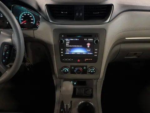 Photos of 2017 Chevrolet Traverse LS Sport Utility 4D for sale in Clinton, MO at Banks Motors LLC