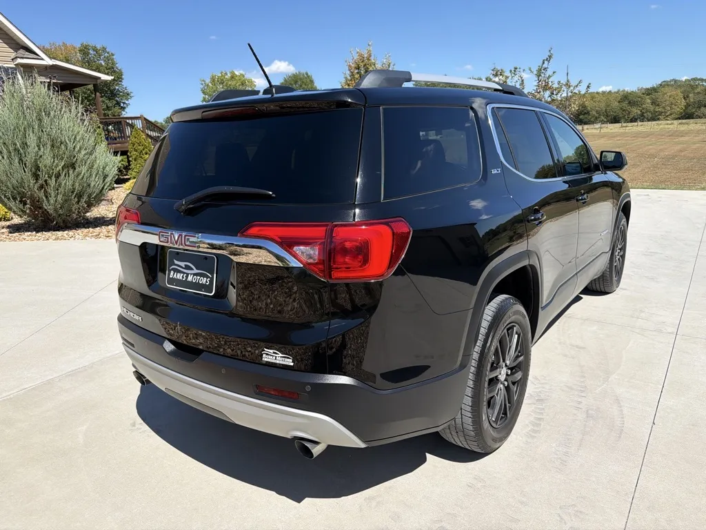 More photos of 2019 GMC Acadia SLT-1 Sport Utility 4D at Banks Motors LLC, MO