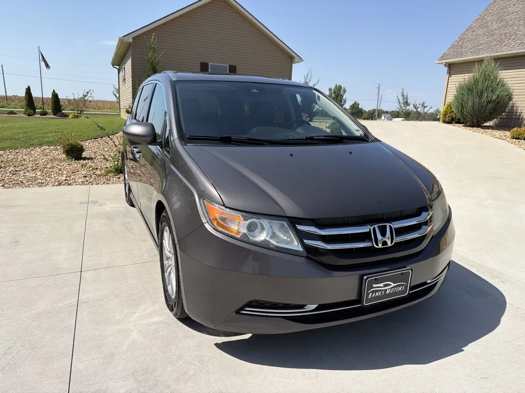 Honda Odyssey photo 9