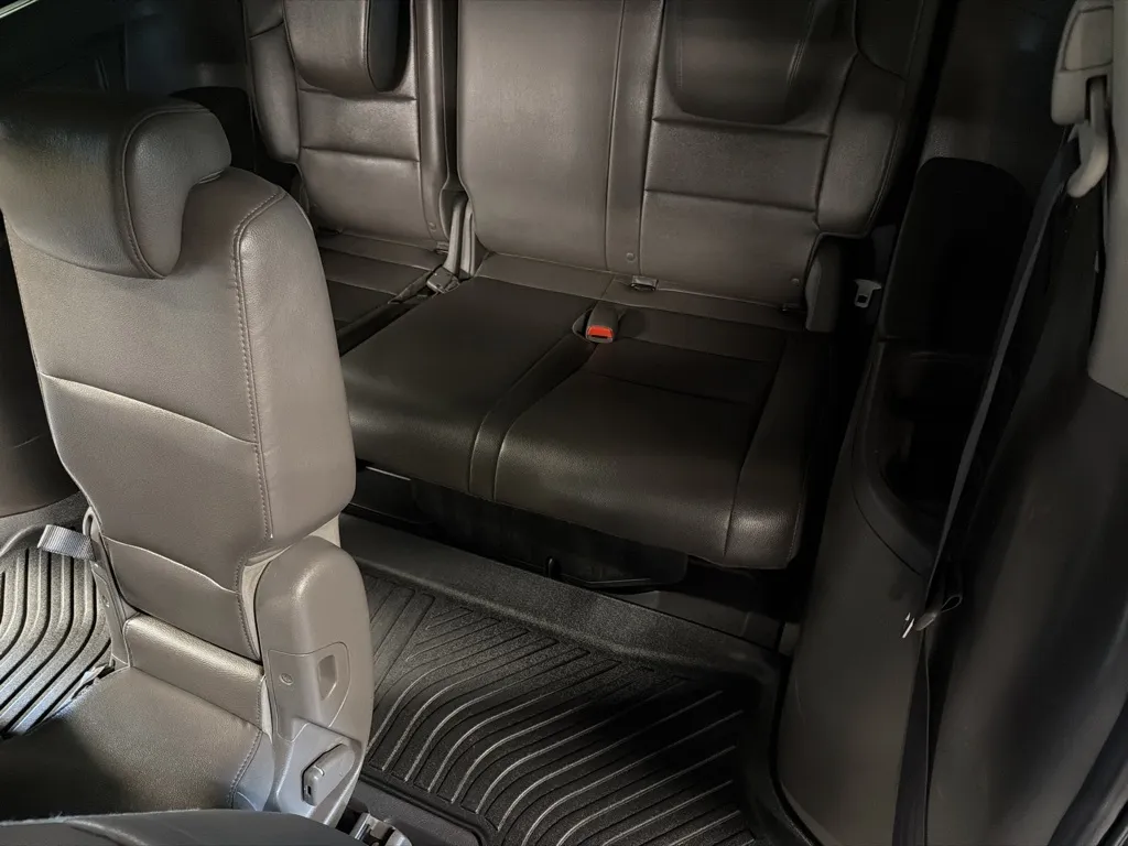Honda Odyssey photo 32