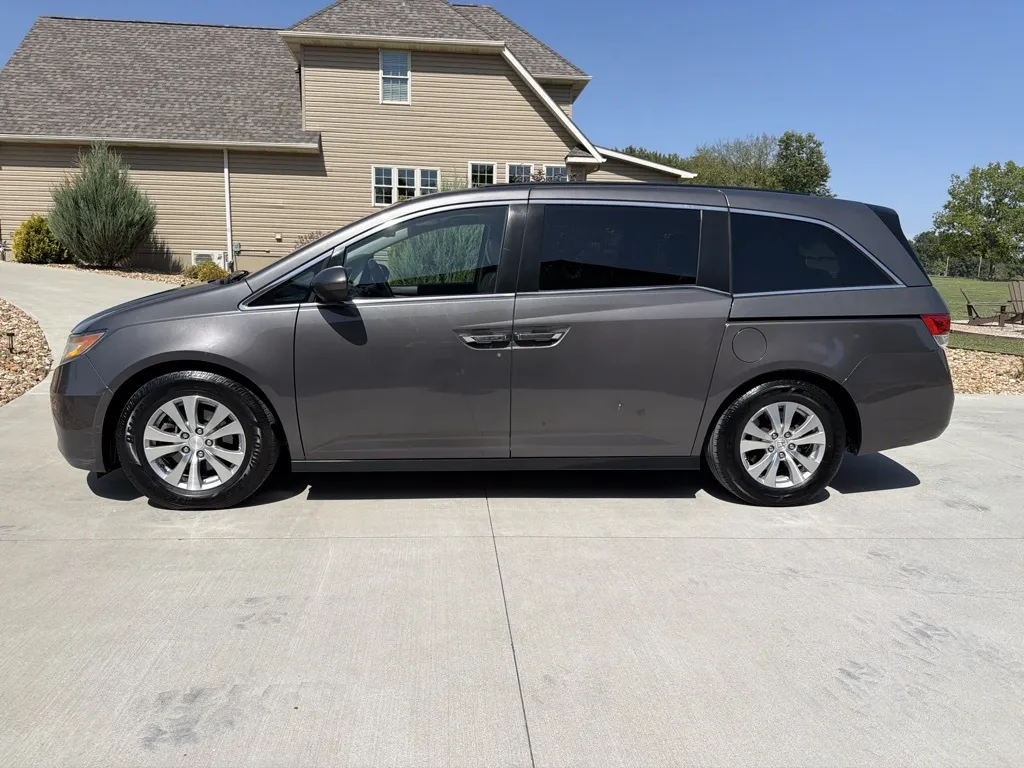 Gray 2015 Honda Odyssey EX-L Minivan 4D for sale in Clinton, MO