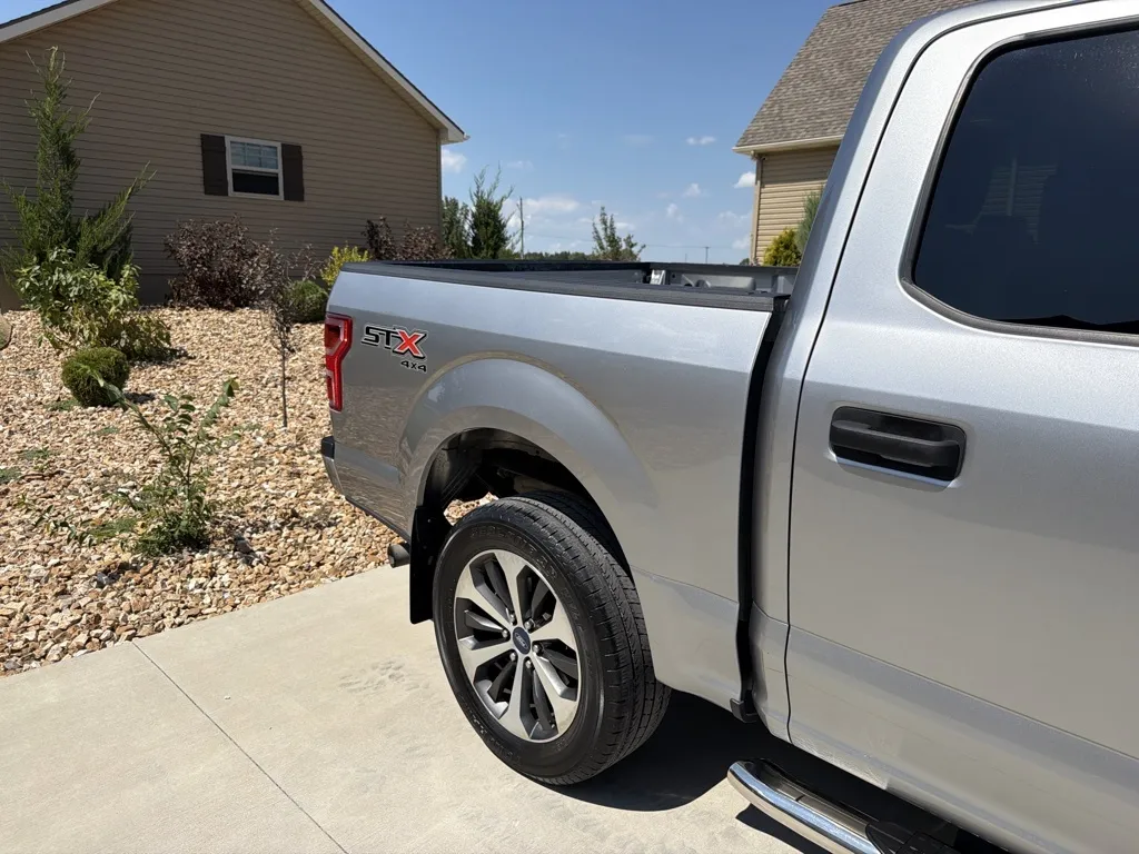 Ford F-150 photo 10