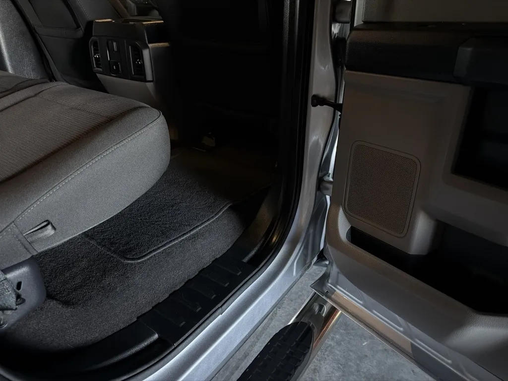 Ford F-150 photo 39