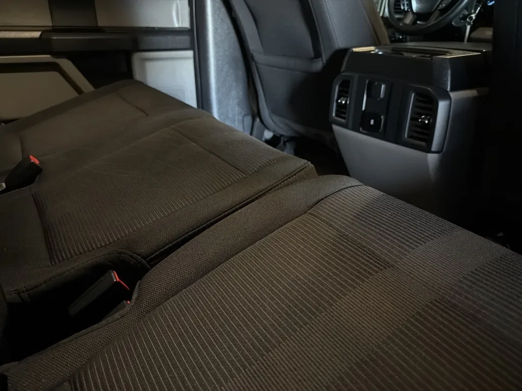 Ford F-150 photo 19