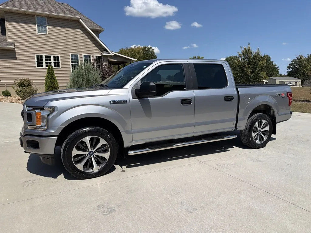 Ford F-150 photo 27
