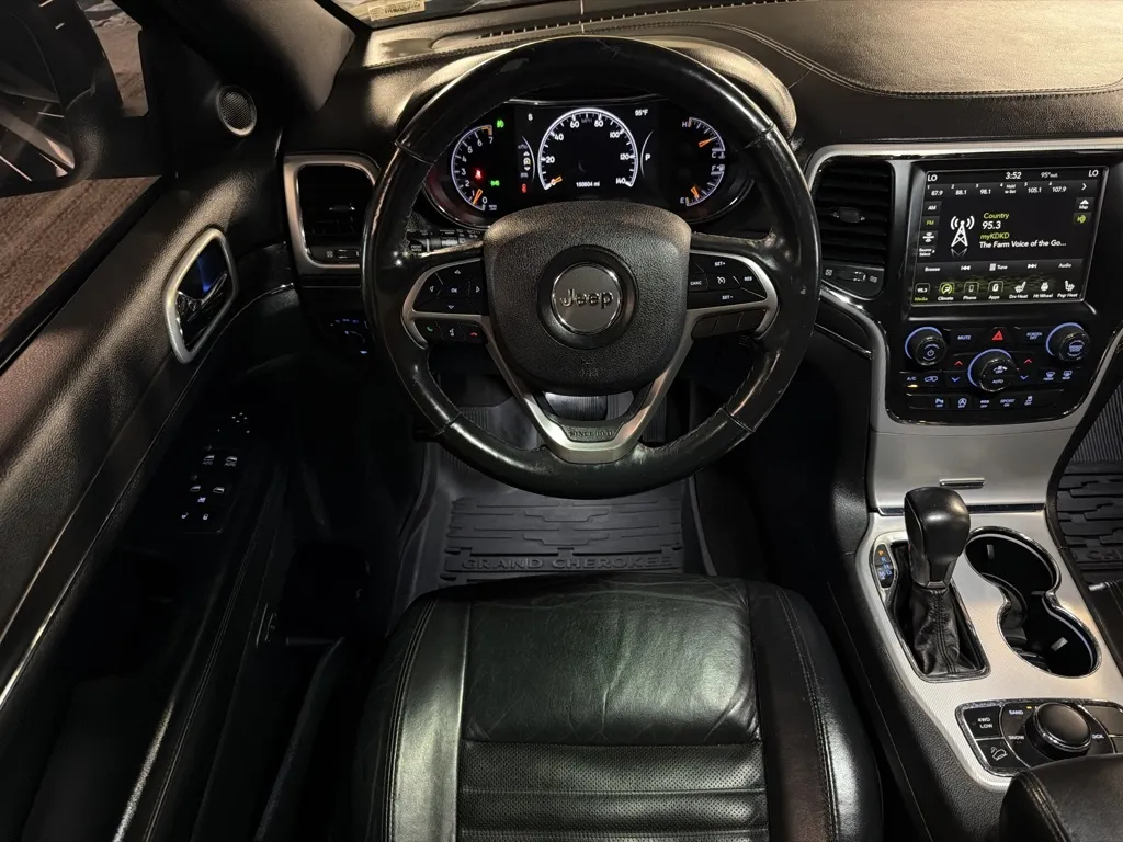 Jeep Grand Cherokee photo 15
