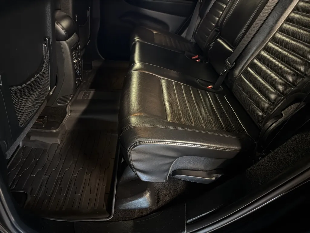 Jeep Grand Cherokee photo 31