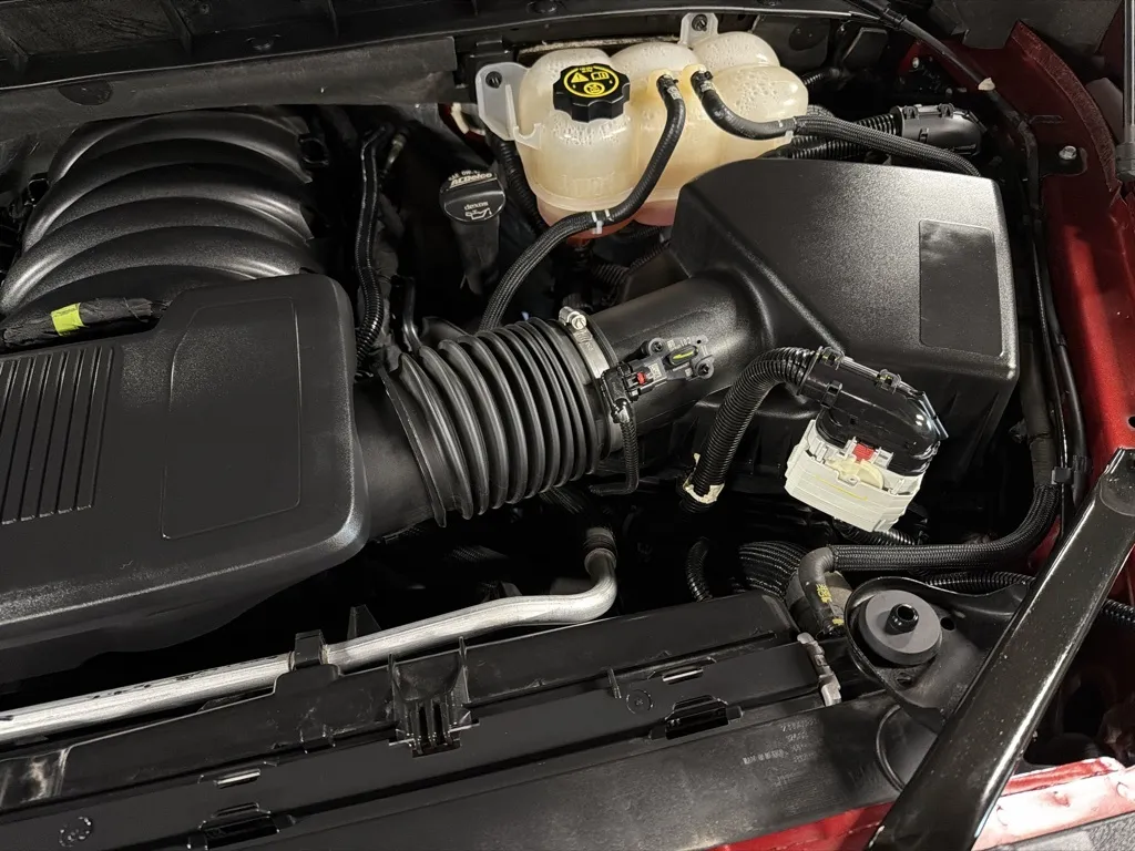 Chevrolet Silverado photo 27