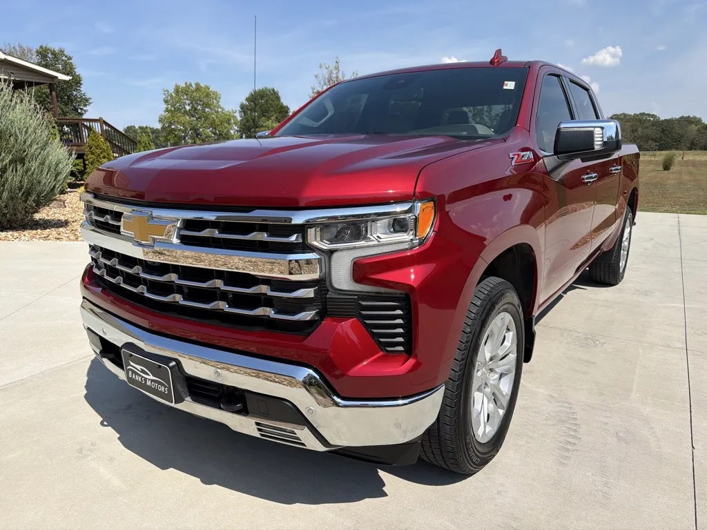 Chevrolet Silverado photo 45