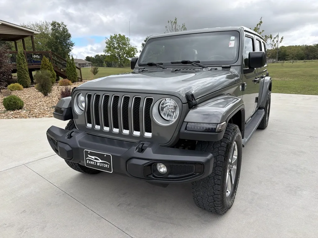 Jeep Wrangler photo 14