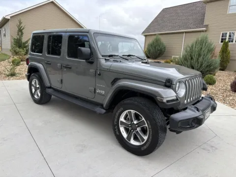More photos of 2019 Jeep Wrangler Unlimited Sahara Sport Utility 4D at Banks Motors LLC, MO