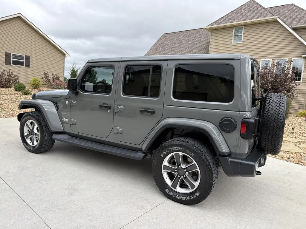 Another view of 2019 Jeep Wrangler Unlimited Sahara Sport Utility 4D for sale in Clinton, MO at Banks Motors LLC