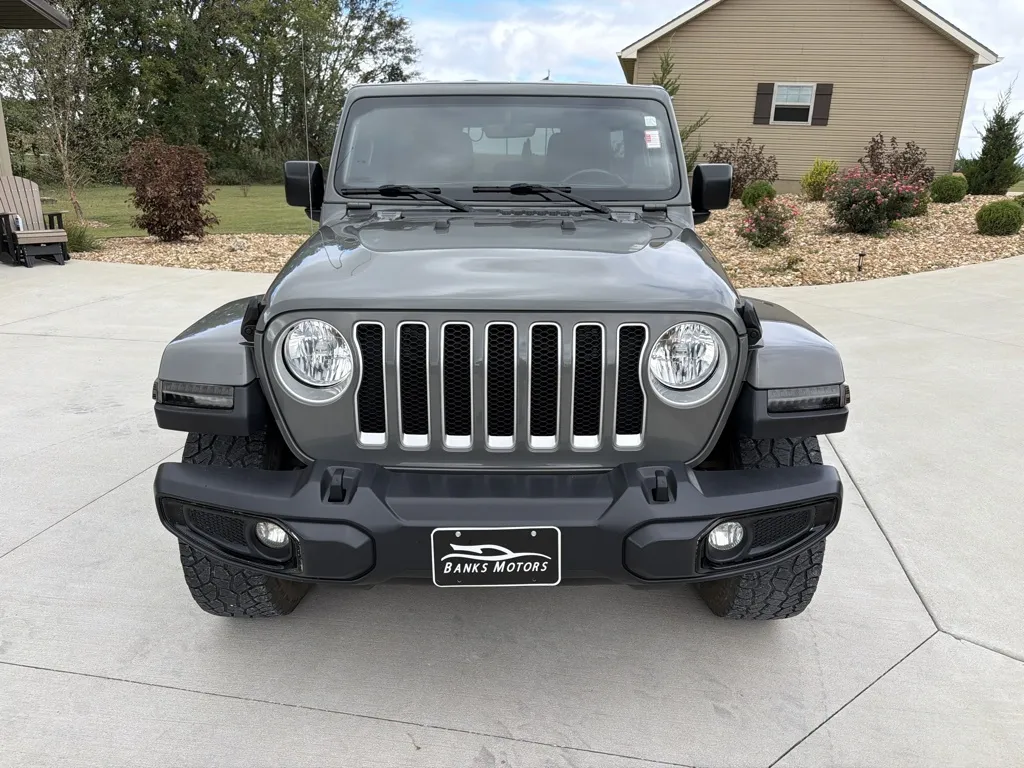Jeep Wrangler photo 10