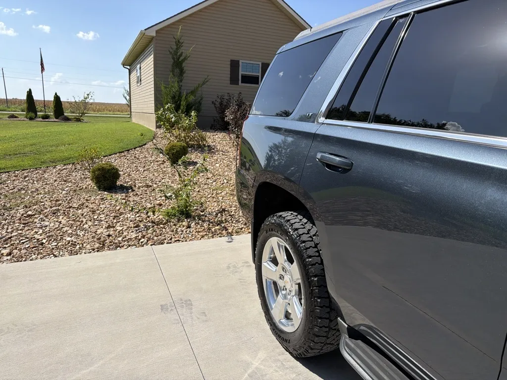 Chevrolet Tahoe photo 12