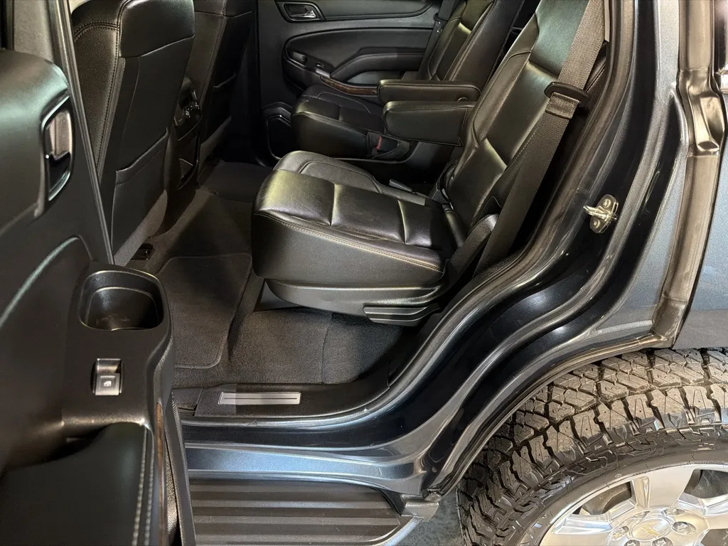 Chevrolet Tahoe photo 38