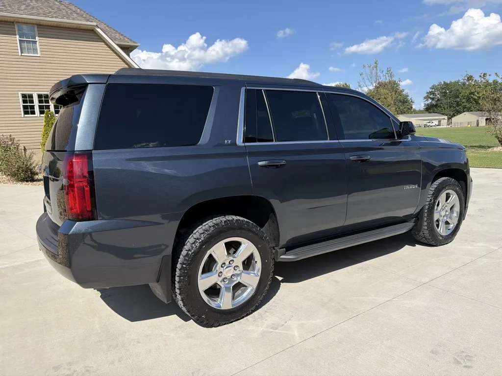 Chevrolet Tahoe photo 6