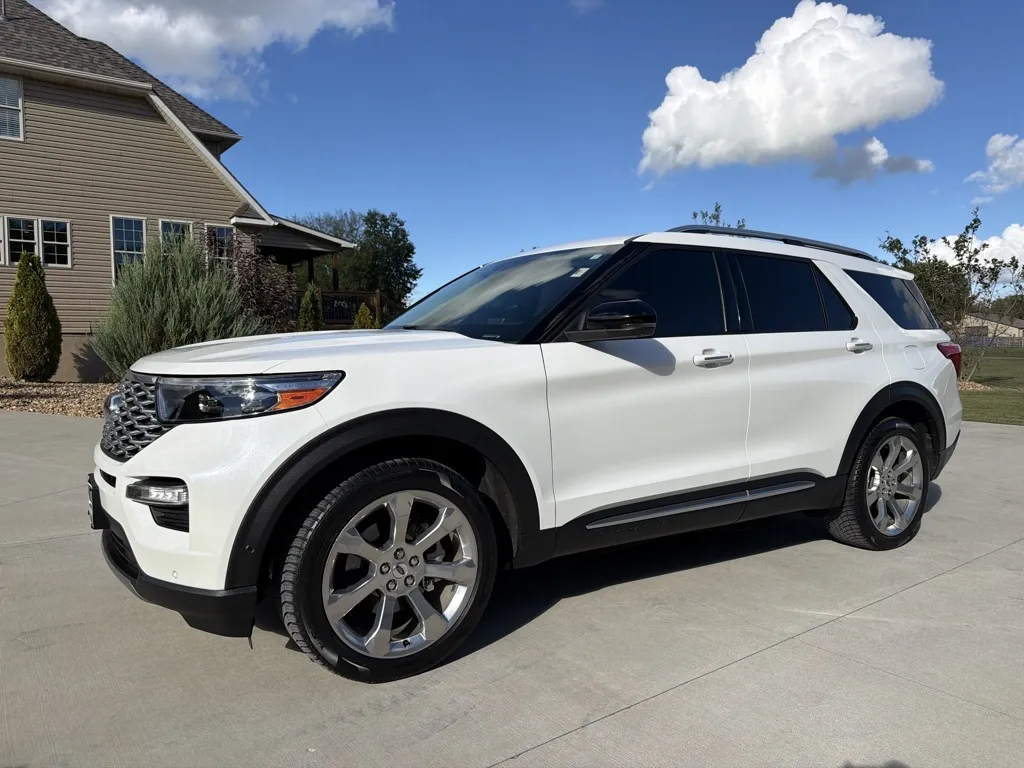 Ford Explorer photo 46