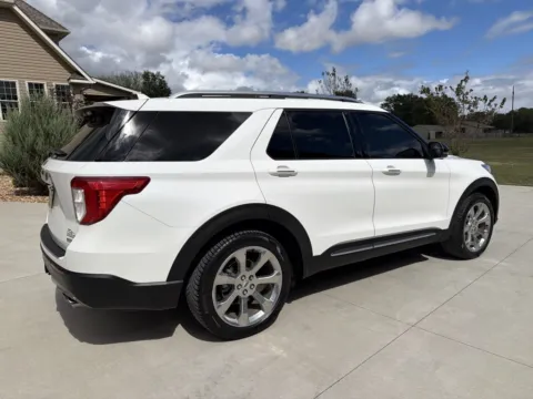 More photos of 2020 Ford Explorer Platinum Sport Utility 4D at Banks Motors LLC, MO