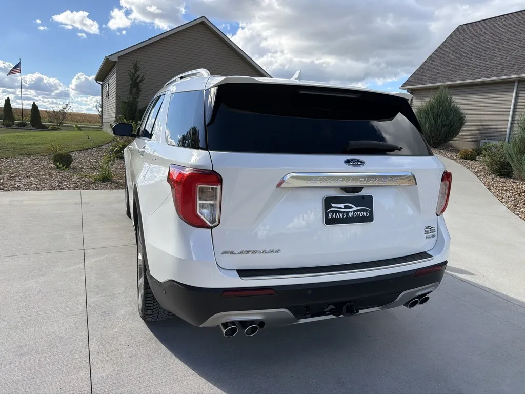 More photos of 2020 Ford Explorer Platinum Sport Utility 4D at Banks Motors LLC, MO