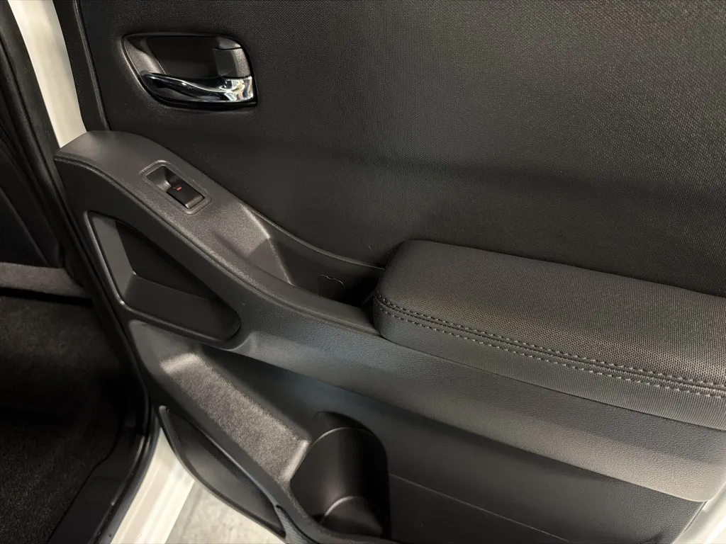 Nissan Frontier photo 39
