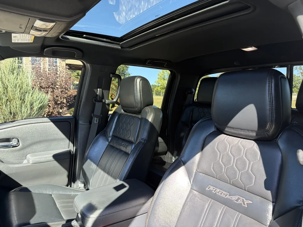 Nissan Frontier photo 13