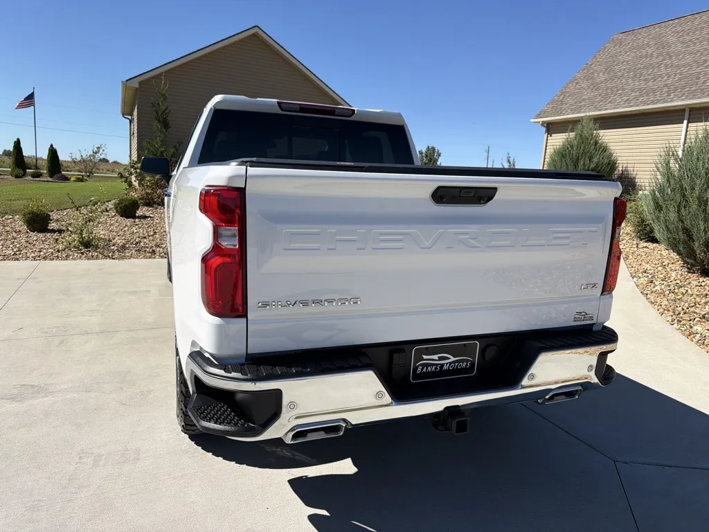 More photos of 2025 Chevrolet Silverado 1500 Crew Cab LTZ Pickup 4D 5 3/4 ft at Banks Motors LLC, MO