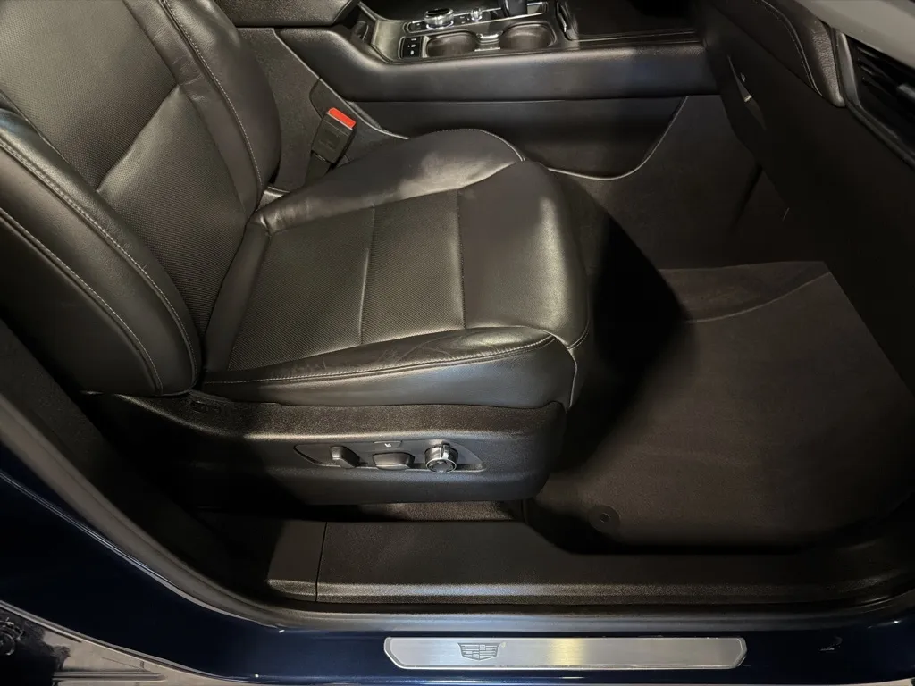 Cadillac XT4 photo 43