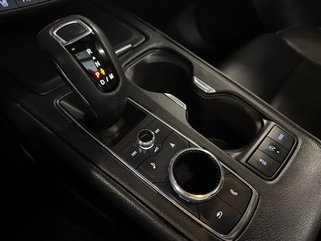 Cadillac XT4 photo 27