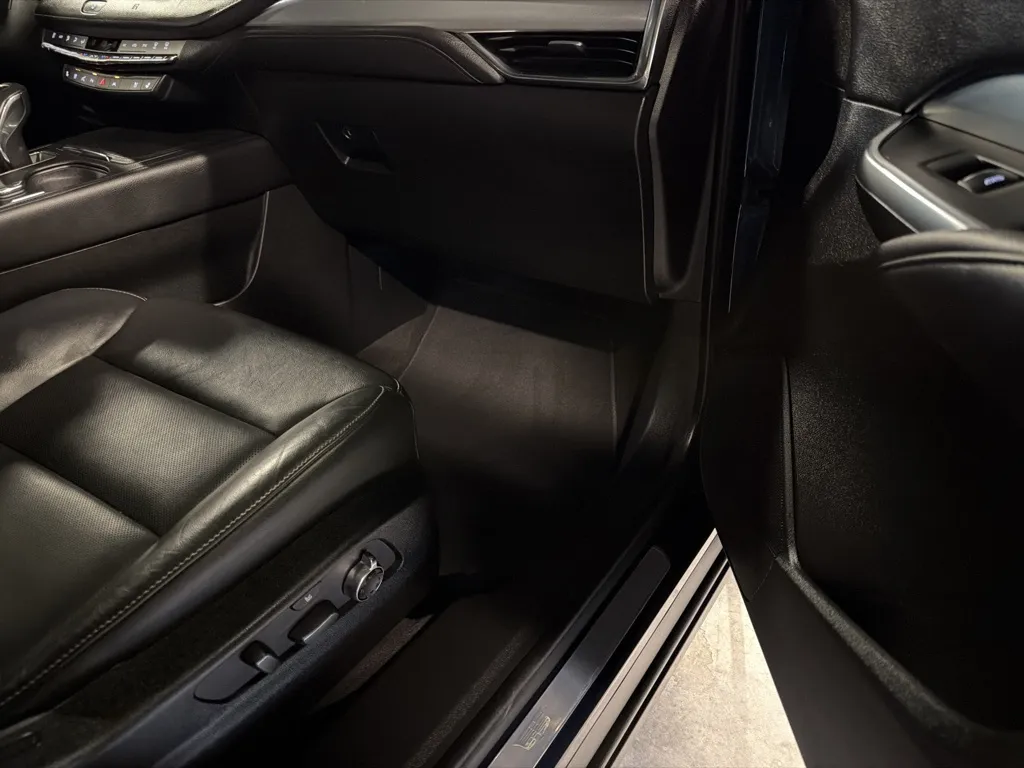 Cadillac XT4 photo 17