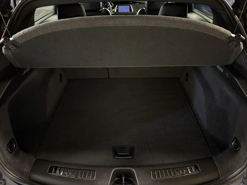Cadillac XT4 photo 24