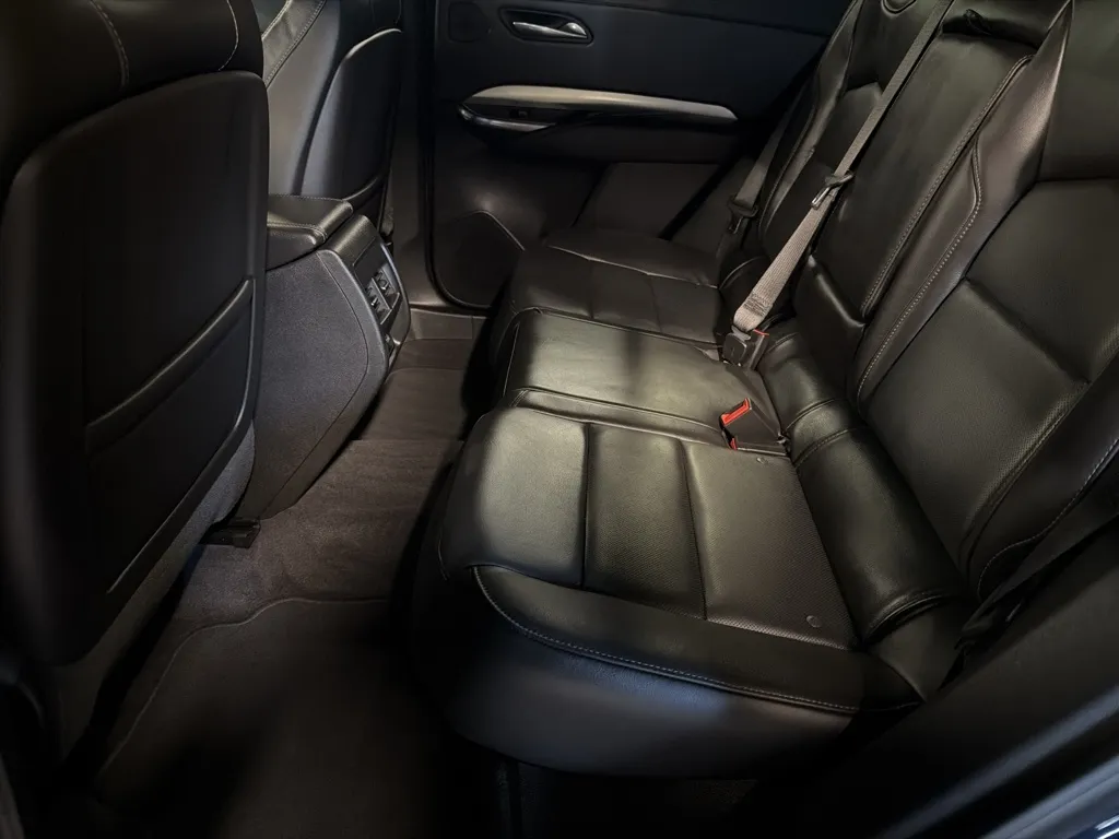 Cadillac XT4 photo 36