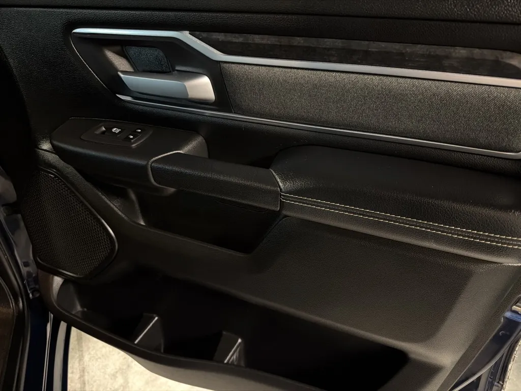 Ram 1500 photo 17