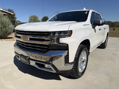 Photos of 2019 Chevrolet Silverado 1500 Crew Cab LTZ Pickup 4D 5 3/4 ft for sale in Clinton, MO at Banks Motors LLC
