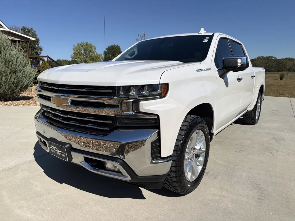 Chevrolet Silverado photo 4
