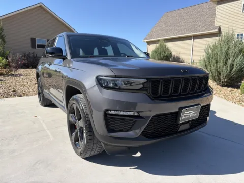 More photos of 2023 Jeep Grand Cherokee Limited Sport Utility 4D at Banks Motors LLC, MO