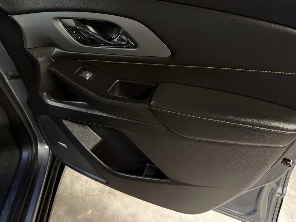 Chevrolet Traverse photo 37