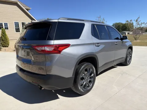 Photos of 2019 Chevrolet Traverse RS Sport Utility 4D for sale in Clinton, MO at Banks Motors LLC