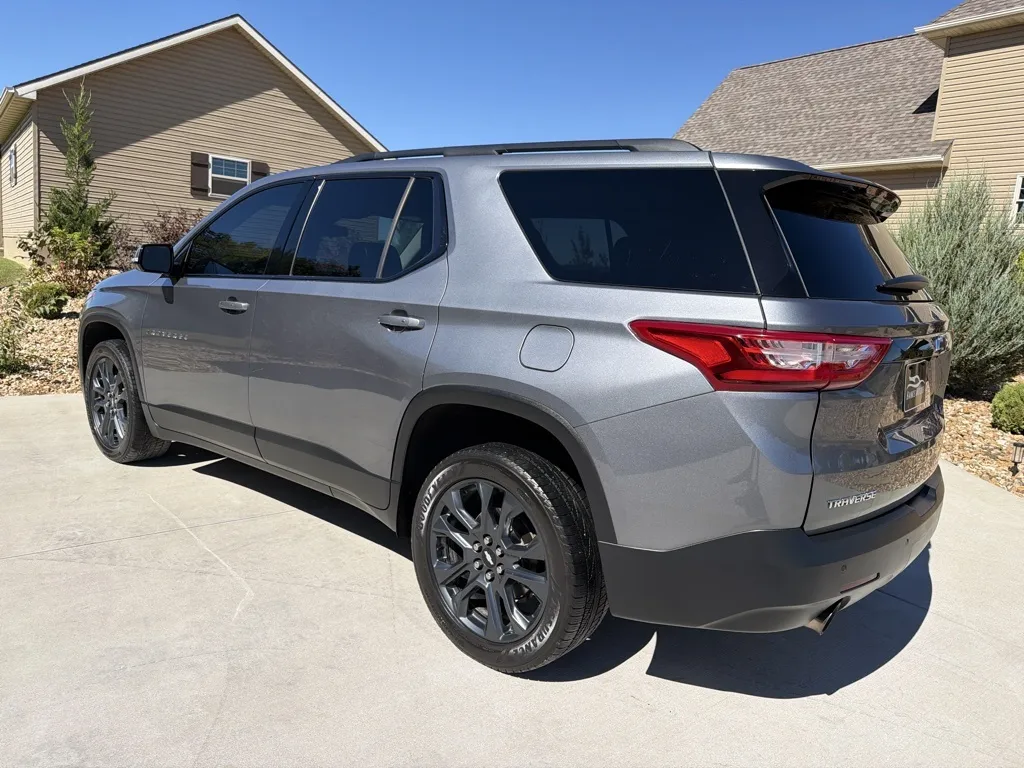 Another view of 2019 Chevrolet Traverse RS Sport Utility 4D for sale in Clinton, MO at Banks Motors LLC