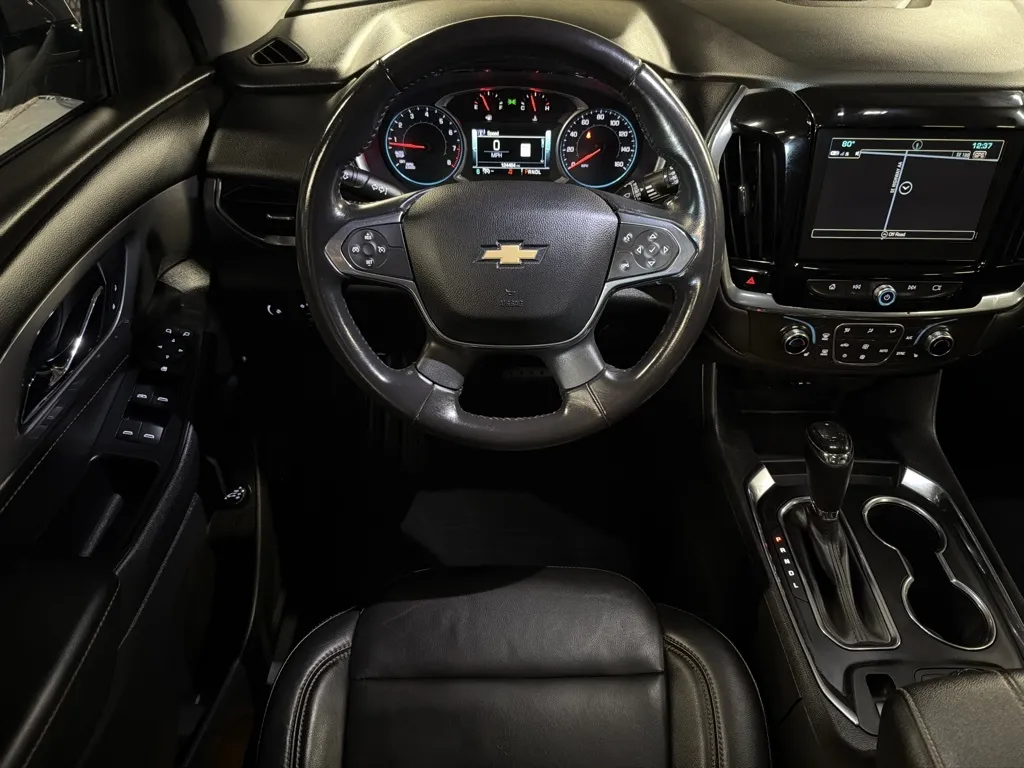 Chevrolet Traverse photo 12