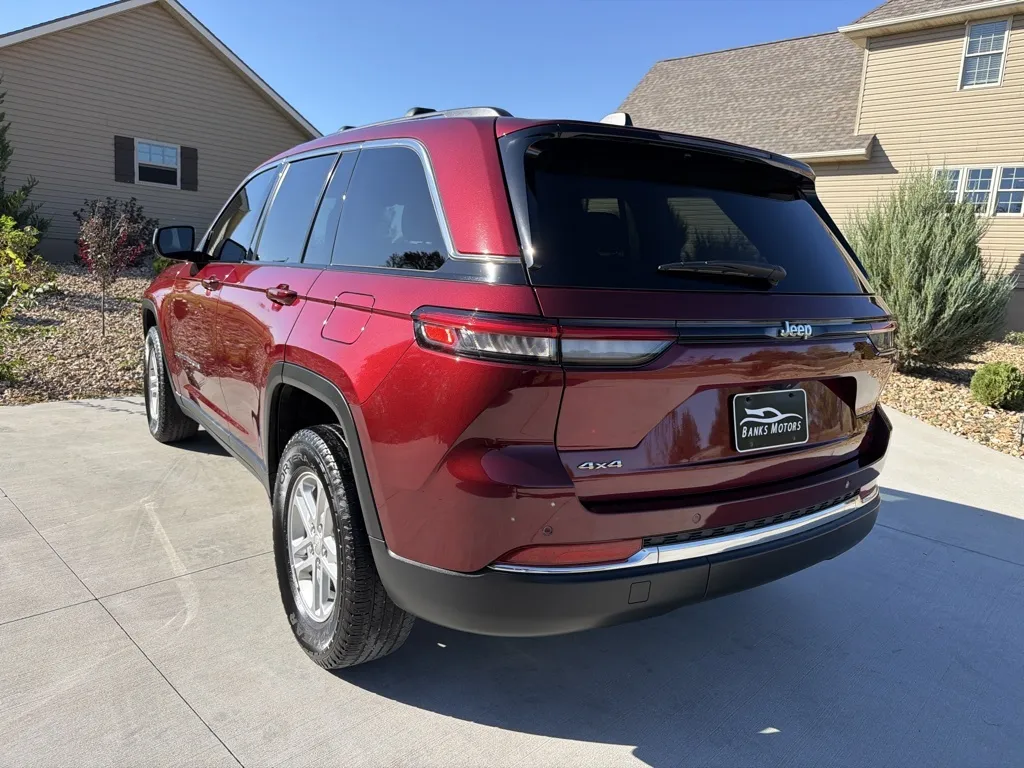 Another view of 2023 Jeep Grand Cherokee Laredo Sport Utility 4D for sale in Clinton, MO at Banks Motors LLC