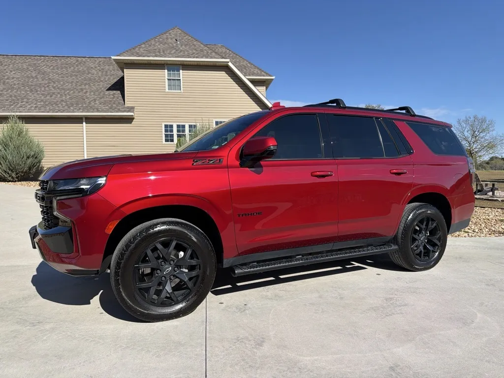 Photos of 2022 Chevrolet Tahoe Z71 Sport Utility 4D for sale in Clinton, MO at Banks Motors LLC