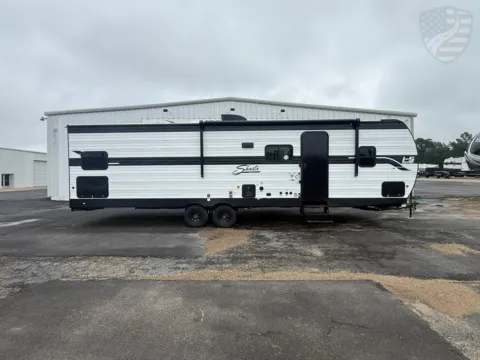 Photos of 2026 Coachmen RV Shasta 530BQB for sale in Wills Point, TX at Liberty Trail RV - Canton