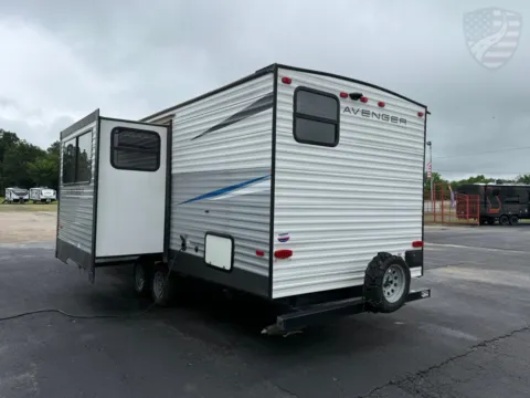 More photos of 2021 Prime Time Avenger 26BBS at Liberty Trail RV - Canton, TX
