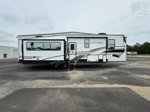 Photos of 2026 Dutchmen RV Astoria 3173RLP for sale in Wills Point, TX at Liberty Trail RV - Canton
