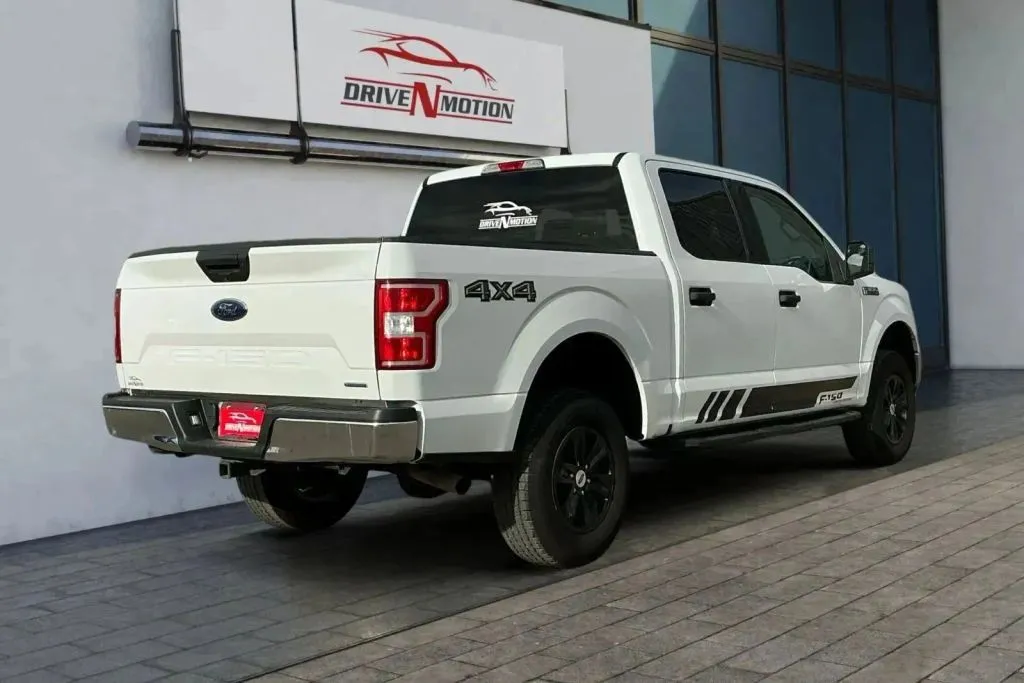 More photos of 2019 Ford F-150 SuperCrew Cab XLT Pickup 4D 5 1/2 ft at Drive N-Motion Thornton, CO