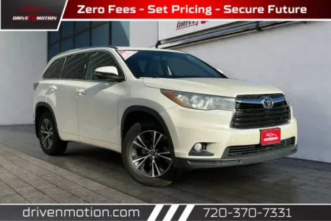 White 2016 Toyota Highlander XLE Sport Utility 4D for sale in Thornton, CO