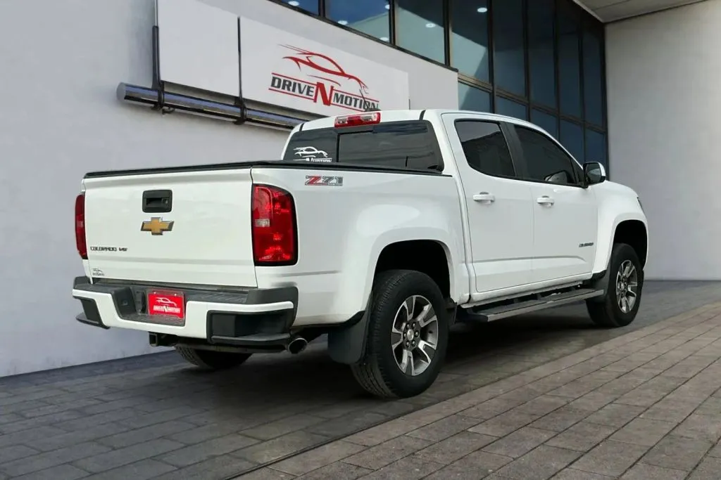 More photos of 2017 Chevrolet Colorado Crew Cab Z71 Pickup 4D 5 ft at Drive N-Motion Thornton, CO