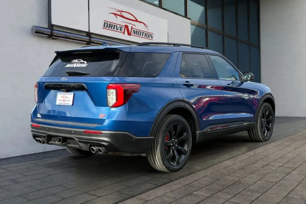 More photos of 2020 Ford Explorer ST Sport Utility 4D at Drive N-Motion Thornton, CO