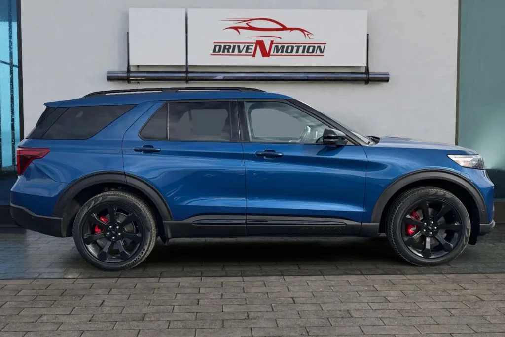 Another view of 2020 Ford Explorer ST Sport Utility 4D for sale in Thornton, CO at Drive N-Motion Thornton