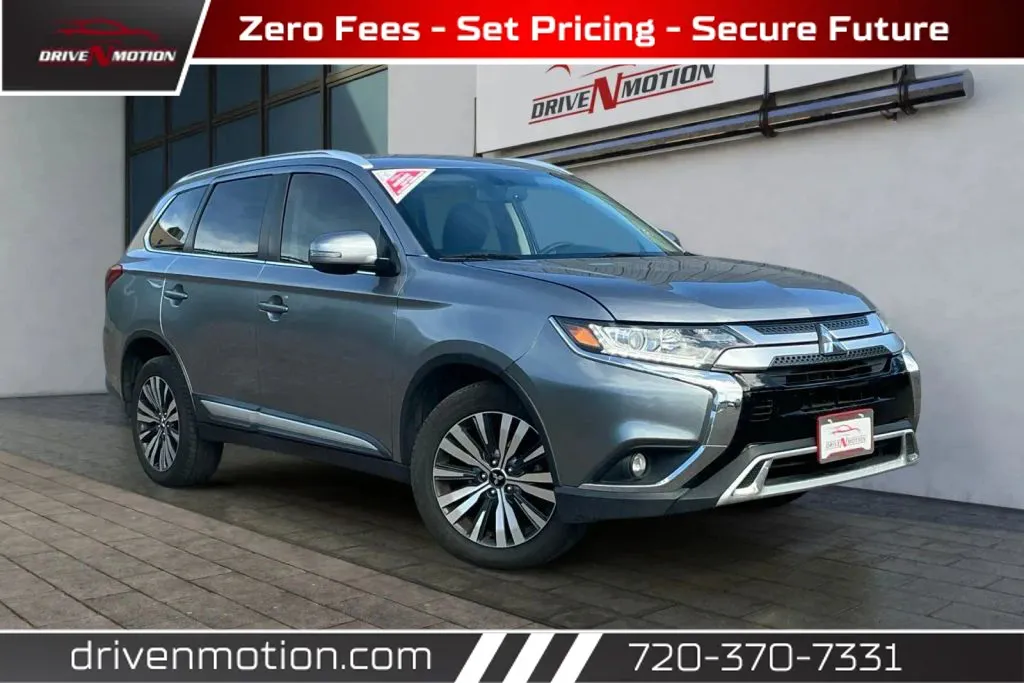 Silver 2019 Mitsubishi Outlander SEL Sport Utility 4D for sale in Thornton, CO